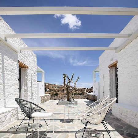Wise Luxury Suites Китнос Екстериор снимка