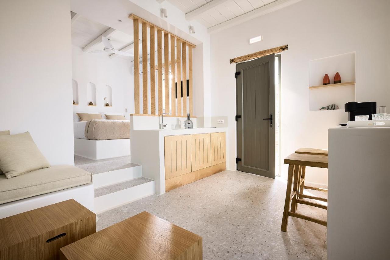 Wise Luxury Suites Китнос Екстериор снимка