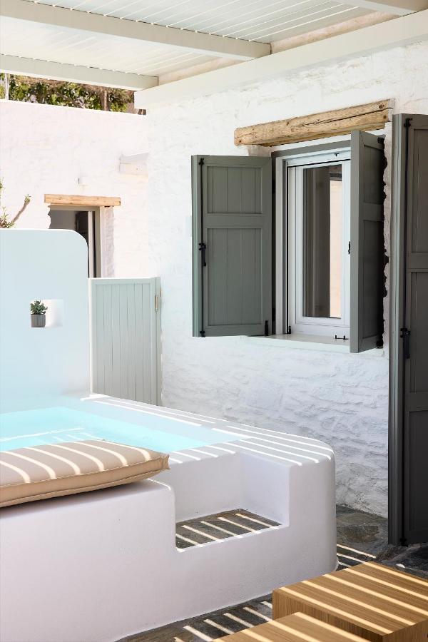 Wise Luxury Suites Китнос Екстериор снимка